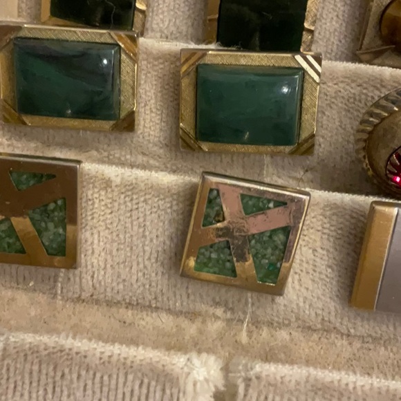 7 pairs of antique cuff links assorted stones maybe valuable! - Picture 3 of 5